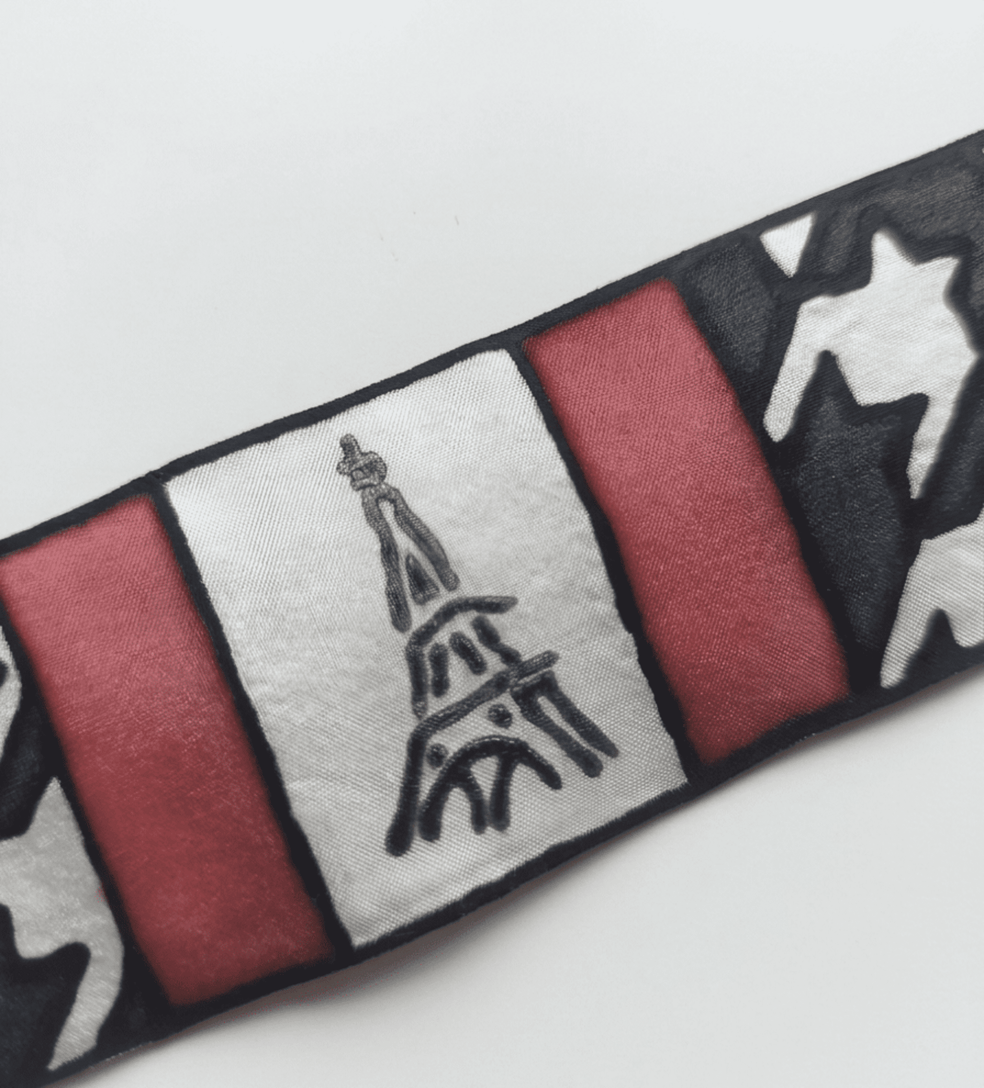 Pulsera de Seda Pintado a Mano - Diseño París y Pata de Gallo - 3