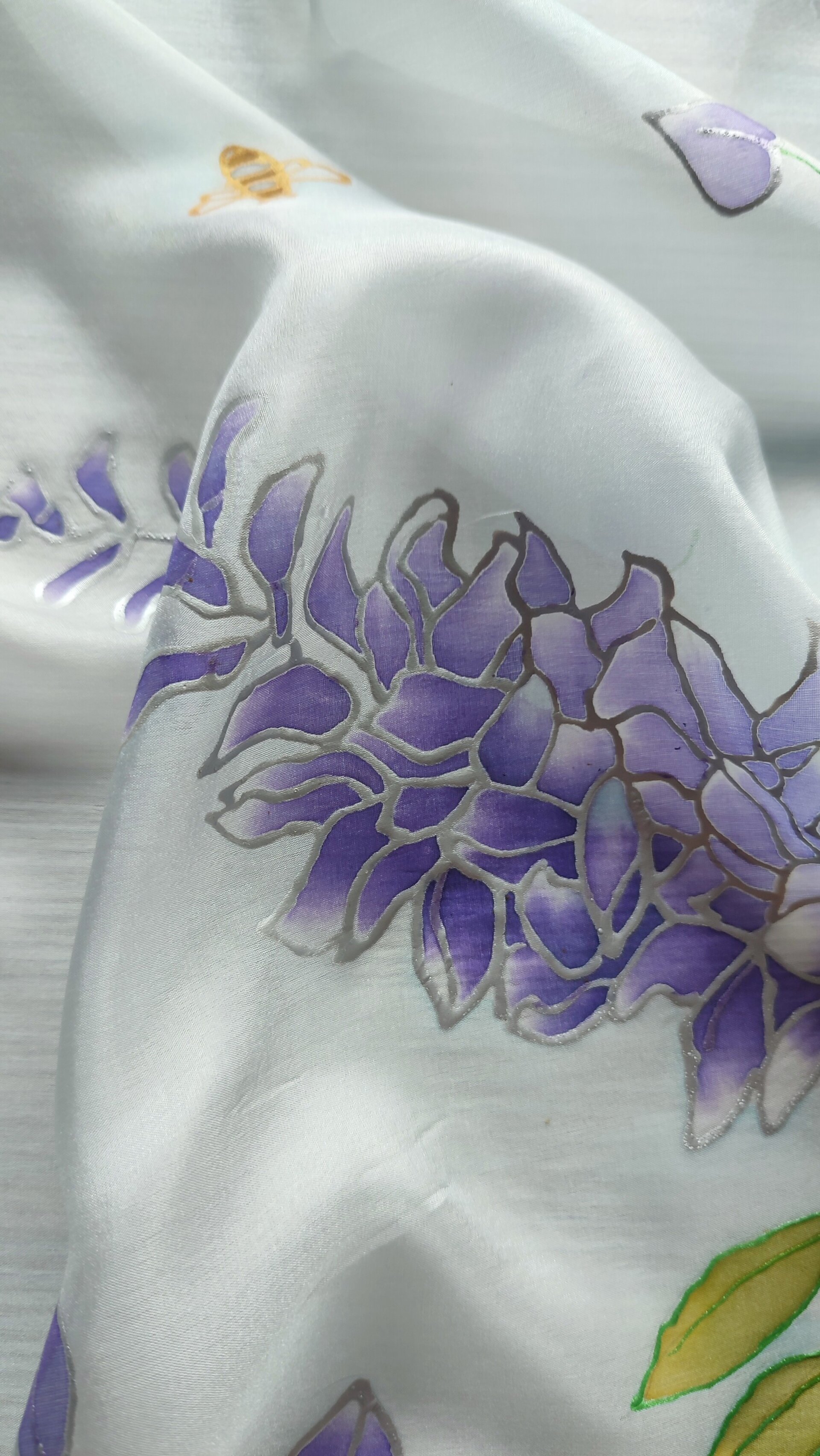 Brazalete de Seda Natural "Glicinias" Pintado a Mano - Colección Bridgerton - 4